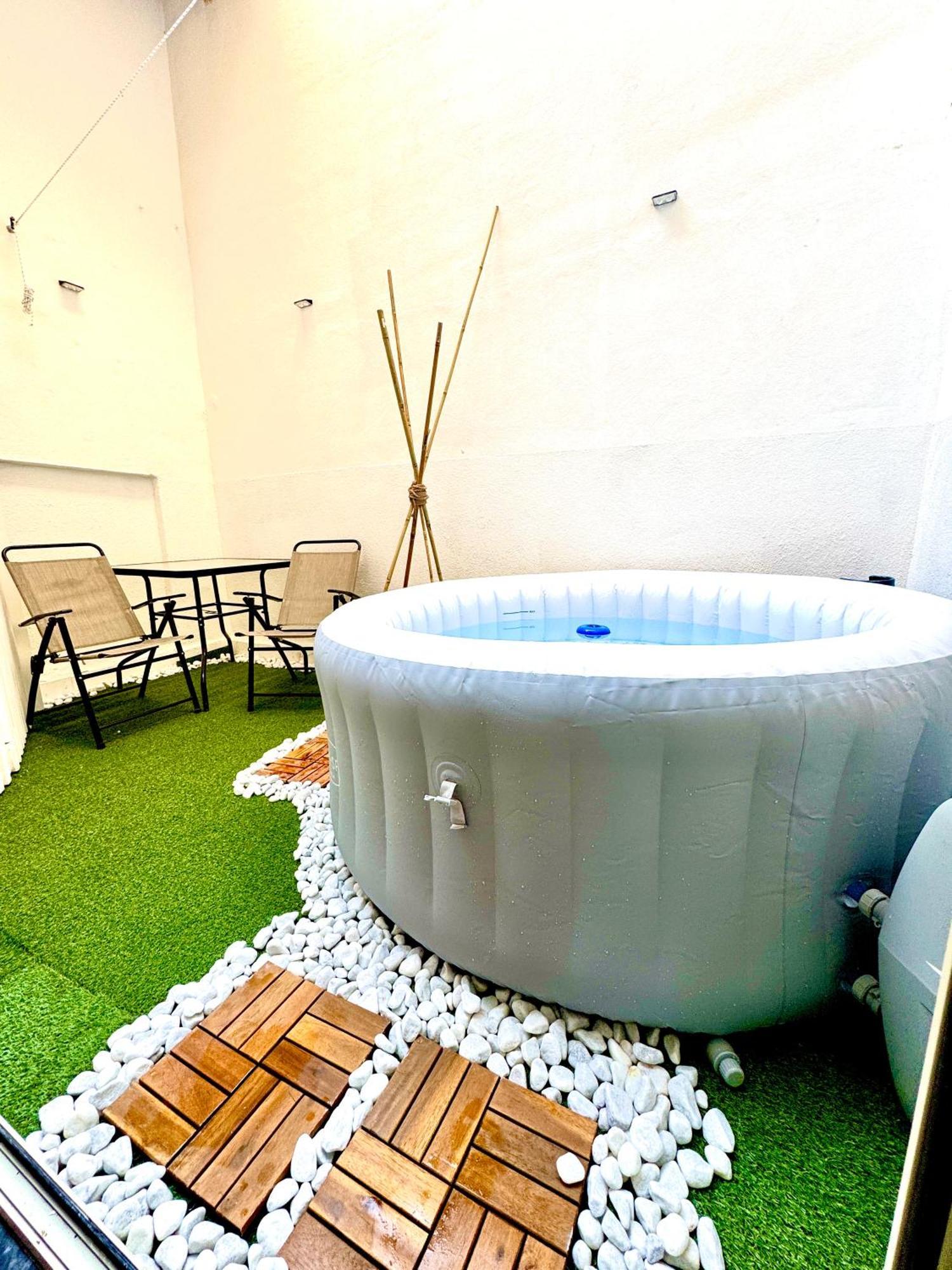 Apartment Stationsuite N5 Privata Idromassaggio & Wifi Zona Vicino Stazione